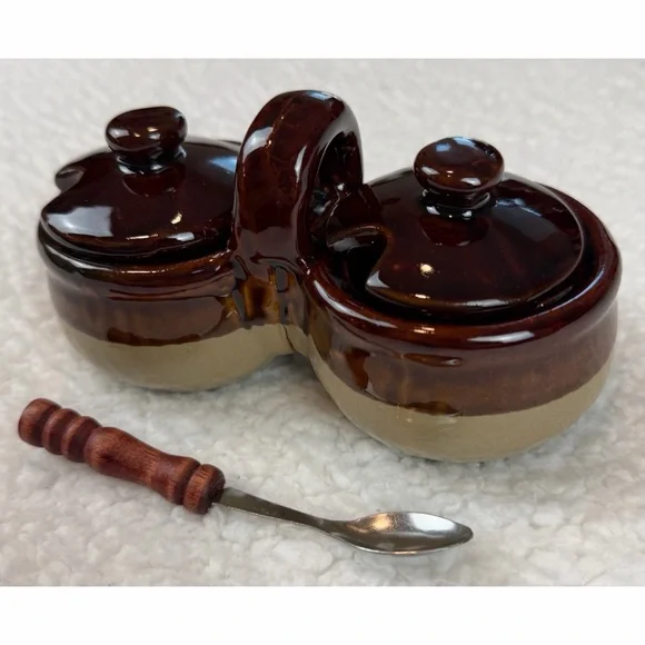 (VTG) Brown/Tan Ceramic Double Condiment Caddy Dish with Spoon - Picture 4 of 14
